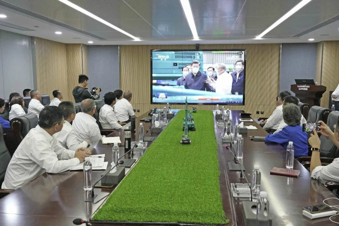 总书记“点赞”优游国际创新，优游国际智能集中收看《新闻联播》