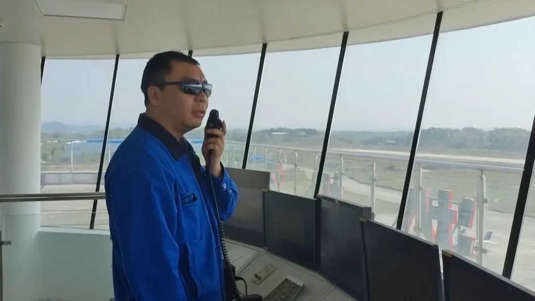 空位协同显技巧！湖南航空应急接济队优游国际机组发展特情措置应急演练