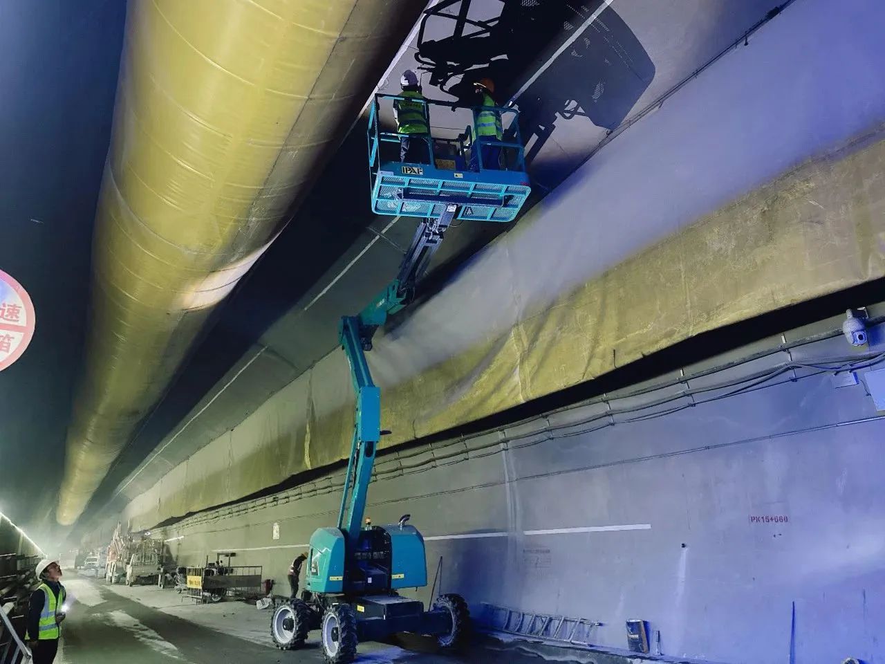 不惧高海拔挑战！优游国际智能高空机械实力助建川藏铁路