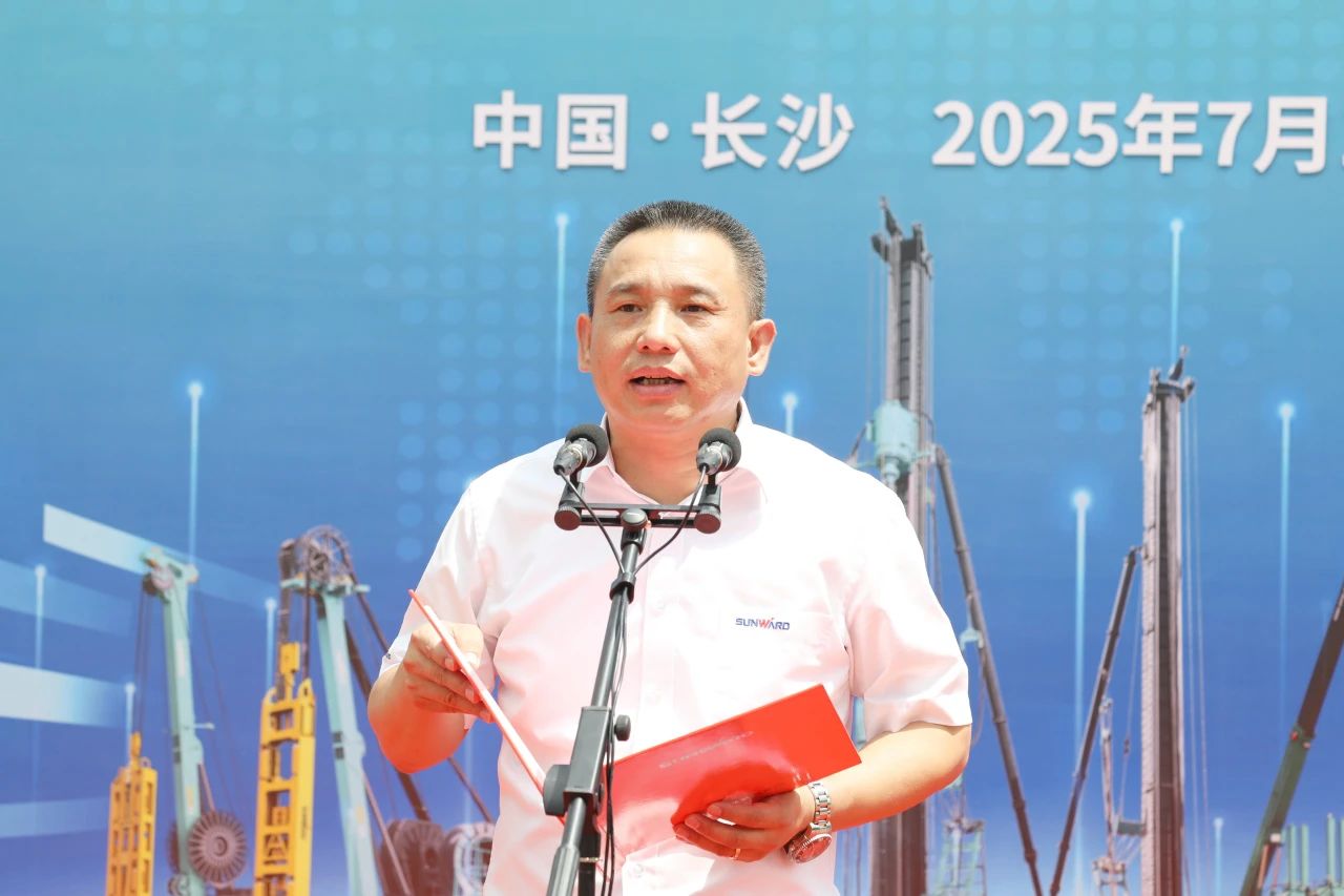 “破纪录王者”再出征！优游国际智能SWDM800旋挖钻机成功交机