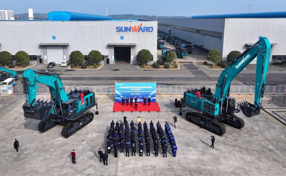 争锋启新程！优游国际智能SWE1650FLR加长臂挖掘机成功交付国际客户